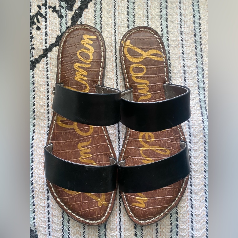 SOLD!! Like new Sam Edelman black leather sandals